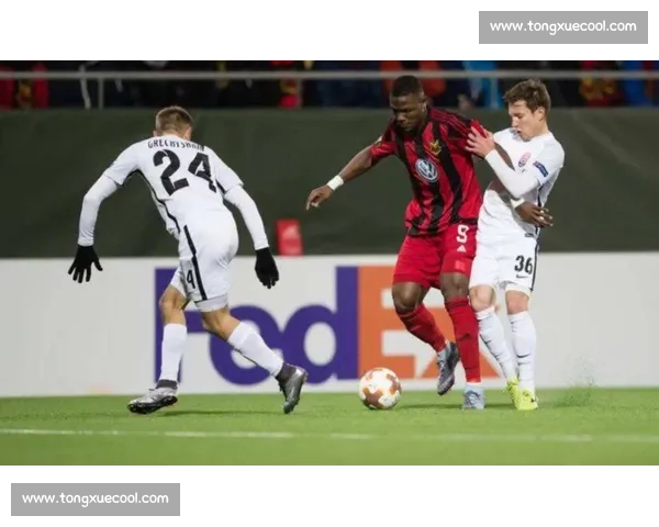 索尔纳 vs 强敌对决前瞻球队状态战术看点全面解析比赛胜负关键因素剖析